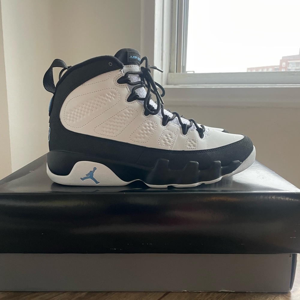 AIR JORDAN 9 RETRO 'UNIVERSITY BLUE'